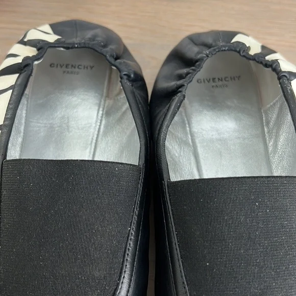 Givenchy Womens Black Ballet Flats size 38.5 - Picture 11 of 11
